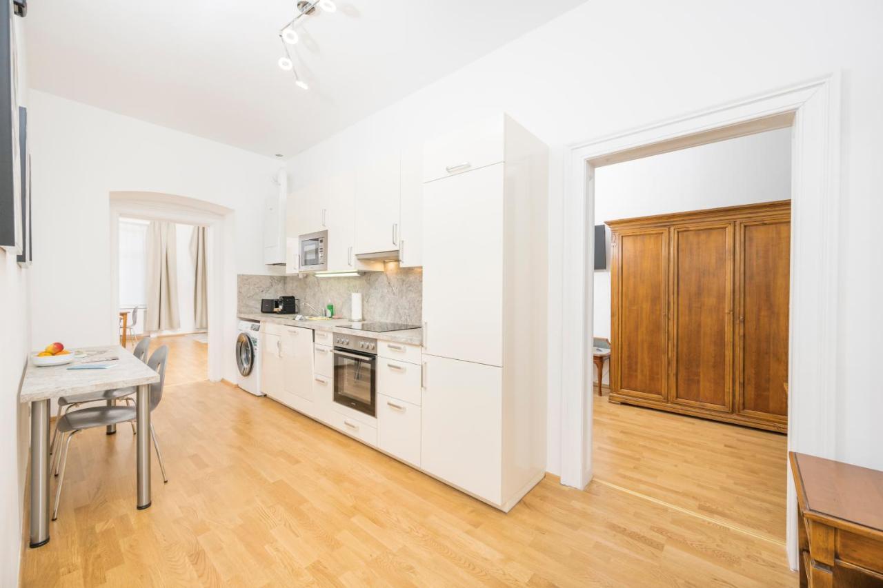 Of Hernals Appartement *